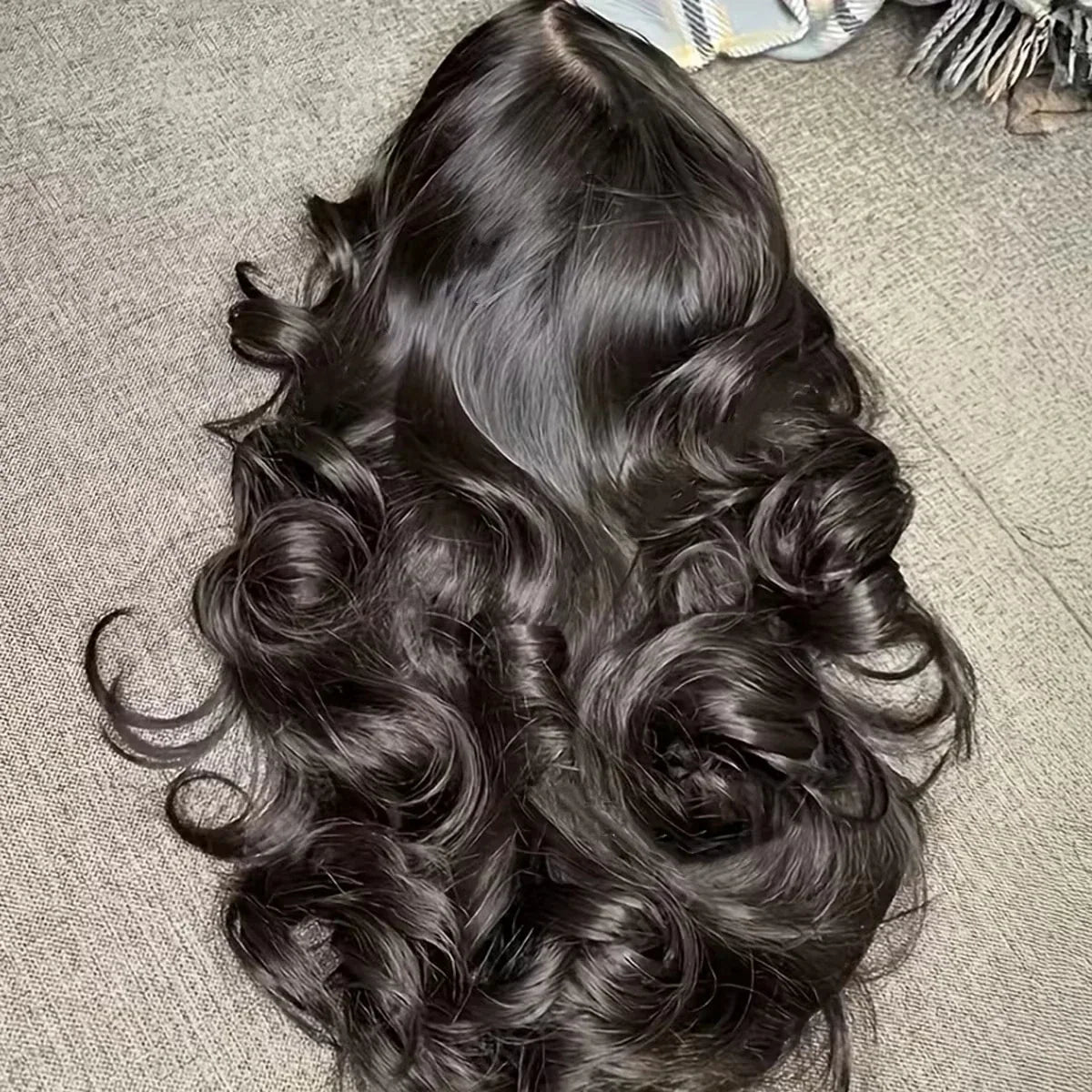 Lace Front Wig – Burmese Remy Human Hair Body Wave Glueless