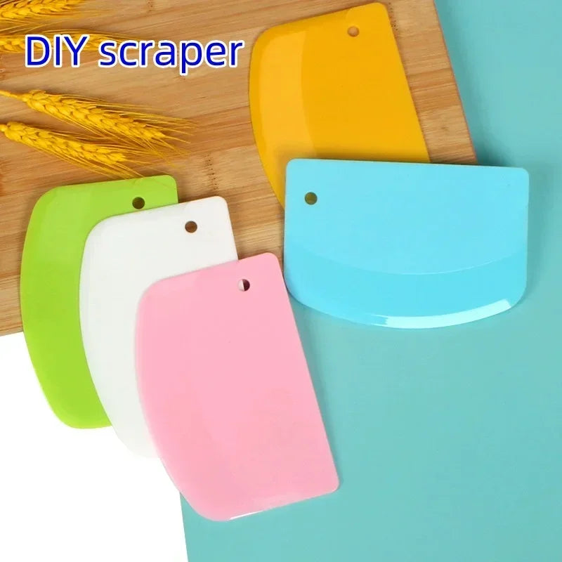 Plastic Dough Scraper & Cake Smoother – Baking Tool