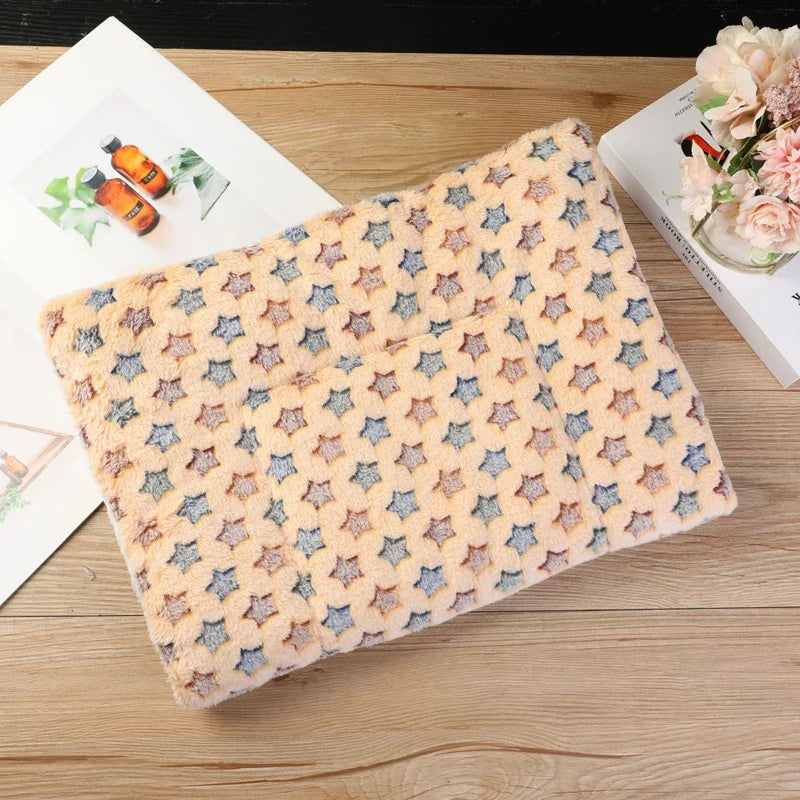 Thickened Comfortable Warm Small Cat Sleeping Cushion Skin-Friendly Cute Winter Medium Dog Sofa Mat