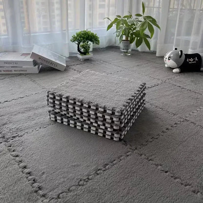 Plush Interlocking Floor Mat Tiles – Set of 10 (30x30cm)
