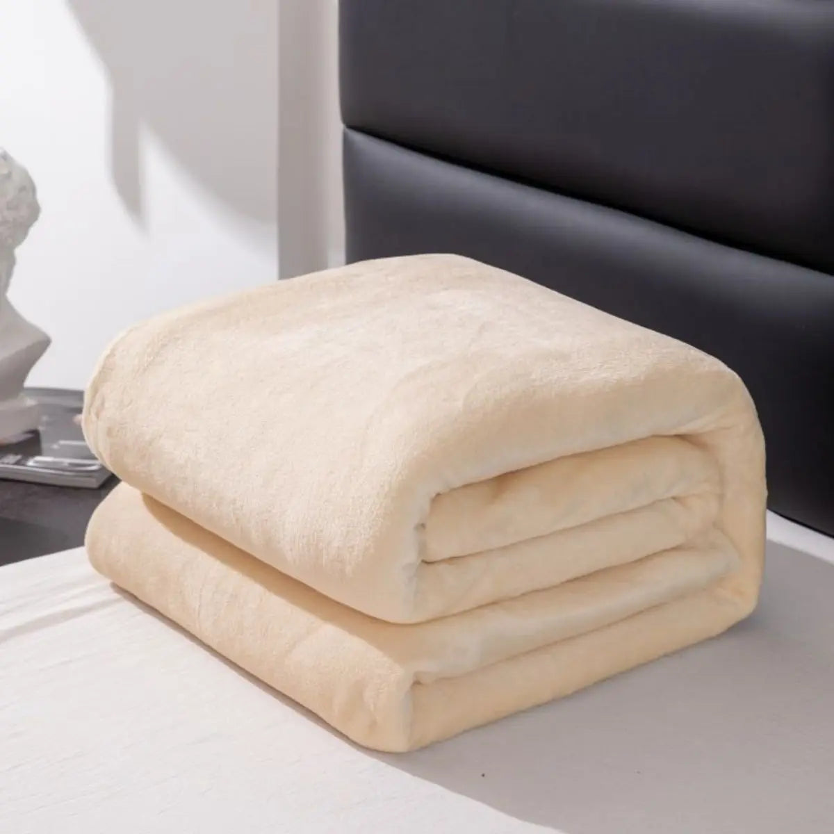 Plush Fleece Blanket – Thick Soft Solid Color, 13 Colors & 6 Sizes