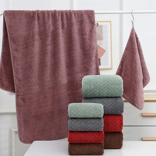 Thick Coral Velvet Bath Towel – Soft, Absorbent & Quick-Dry