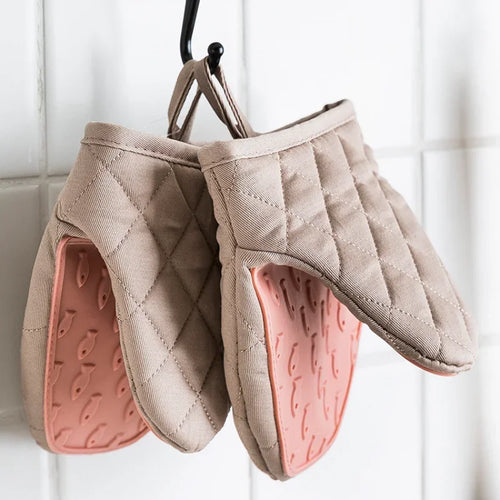 Fish-Shaped Silicone Oven Mitt – Heat-Resistant Kitchen Glove