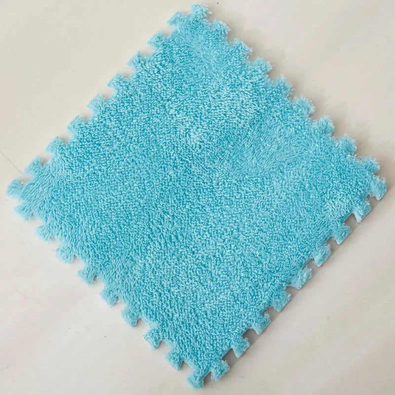 Plush Interlocking Floor Mat Tiles – Set of 10 (30x30cm)