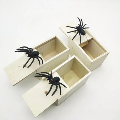 4j-Tricky Toy Simulation Spider Wooden Box Spoof Insect Creative Haunted House Horror Scene Layout