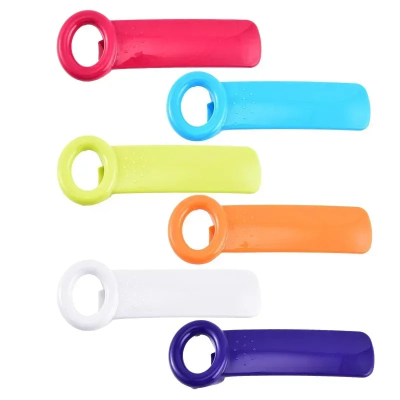 Portable Bottle Opener – Non-Slip Ergonomic Cap Remover for Beer & Soda