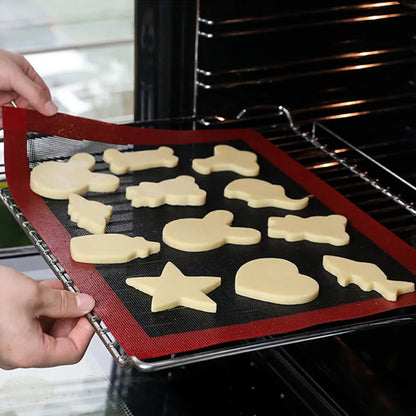 Perforated Silicone Baking Mat – Non-Stick Oven Liner for Cookies & Macarons