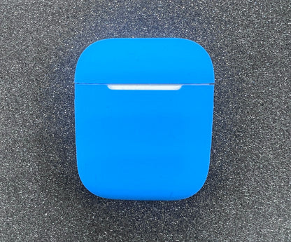 Silicone AirPods Case with Carabiner Clip – Shockproof Cover